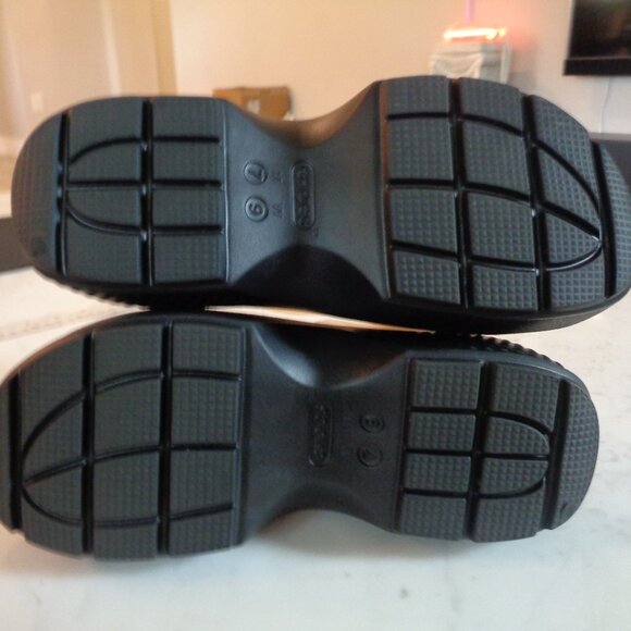 Croc Stomp Fisherman Platform Sandals - Picture 4 of 5